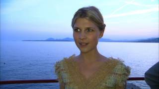 Cruise 2011/12 Ready-To-Wear: Celebrity Interviews - CHANEL