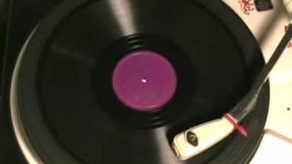 Video voorbeeld van "LIMEHOUSE BLUES by Benny Goodman Sextet 1941"