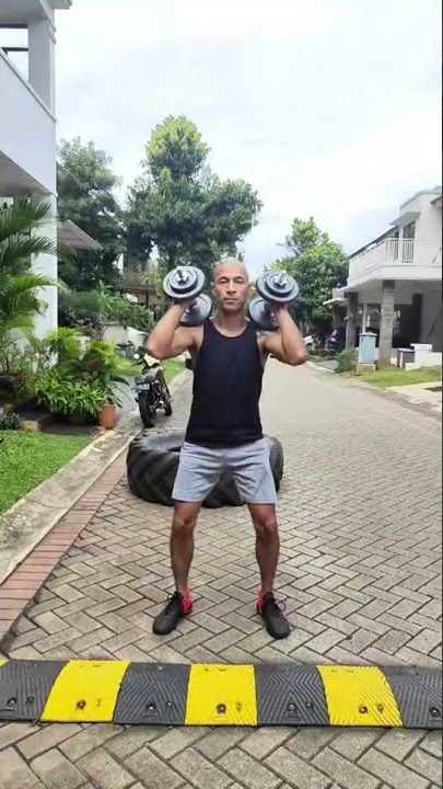 Workout with Marcell | Squat #shorts
