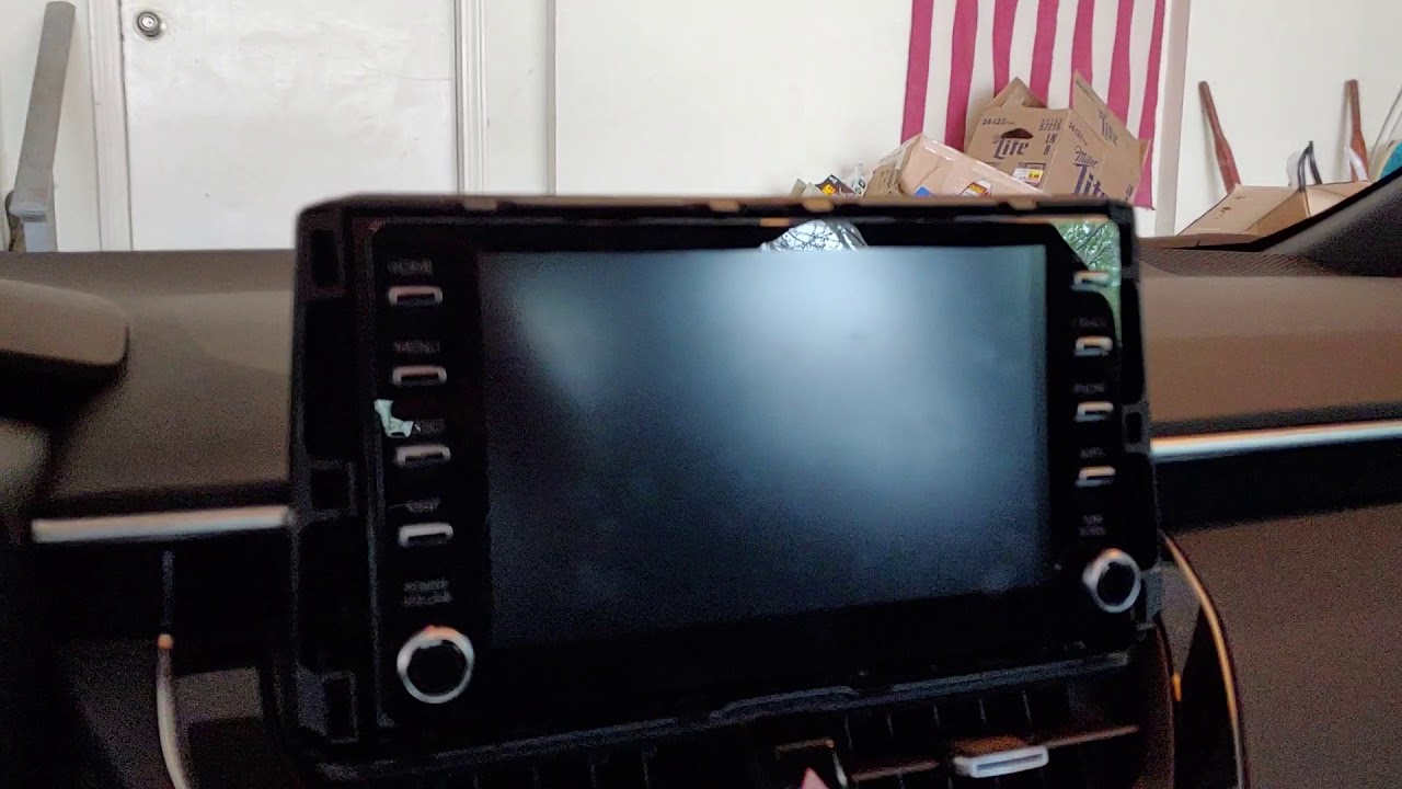 Toyota Corolla 2020 - head unit removal (quick) - YouTube