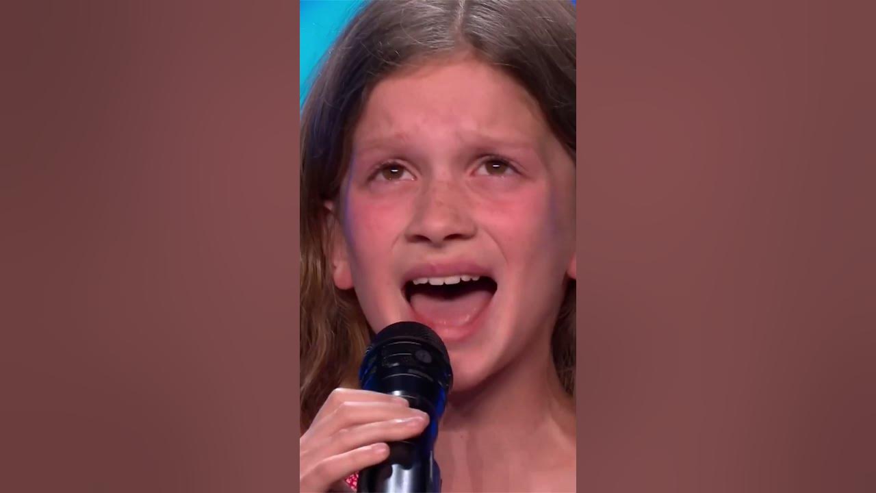 Singing The MOST DIFFICULT Musical Theatre Song Wins Her A GOLDEN BUZZER! #shorts