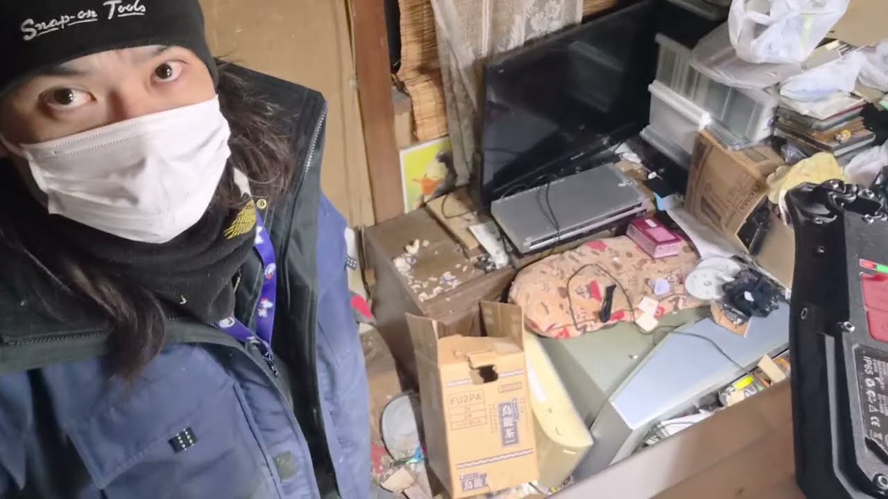 【ゴミ屋敷】からばぁちゃんを救え‼️　#193　ばぁちゃんの部屋拡大計画編‼️ 極寒の中で片付けました‼️大人の事情で暗闇な中で片付けます‼️