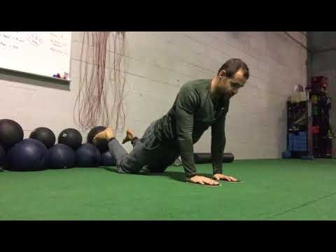 Video: valslide leg curl