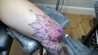 HOW TO TATTOO: LINING A ELBOW MANDALA.