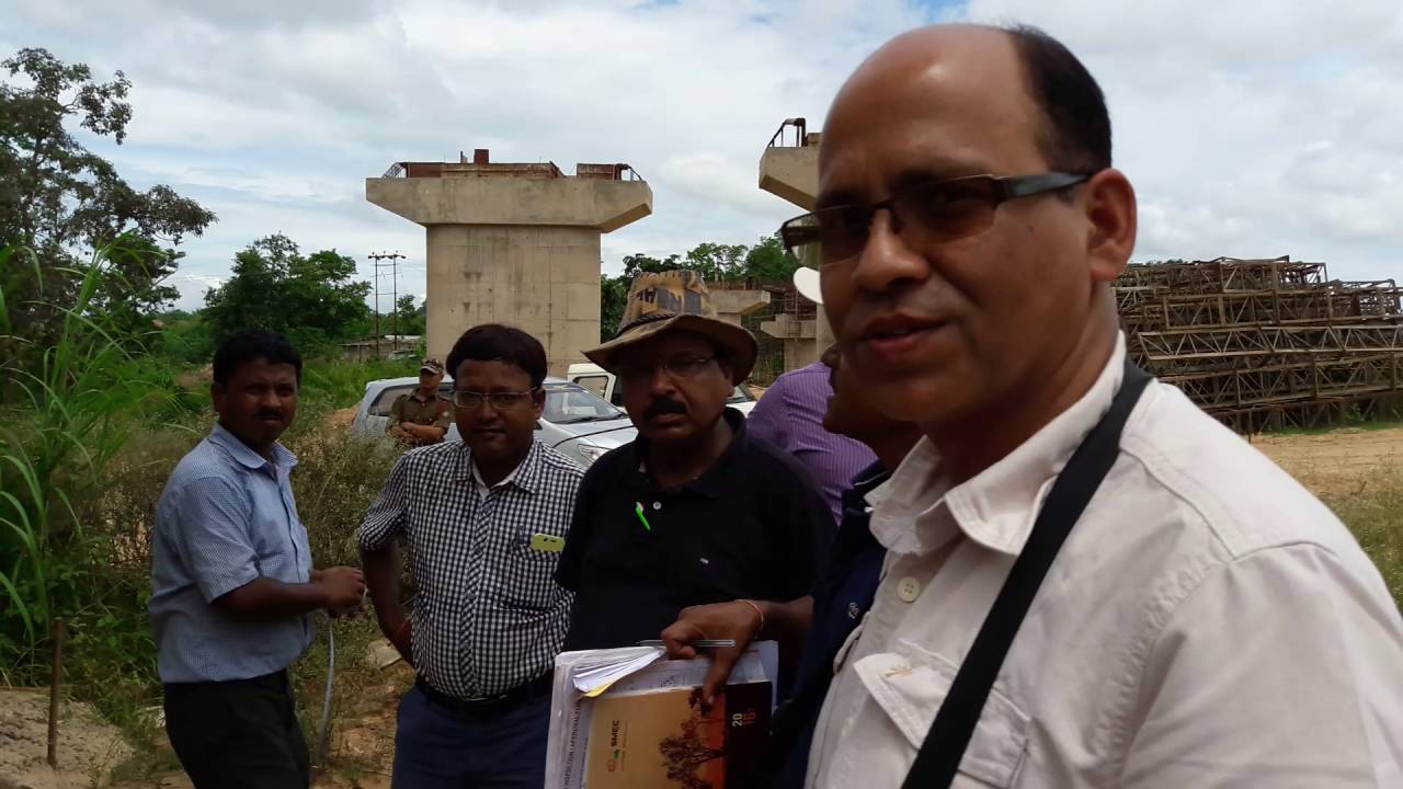 Ultra sonic pulse velocity test on a pier