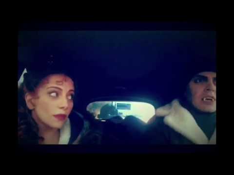 Иван Ожогин, Елена Газаева — Поверните направо и съешьте Сару перед мостом