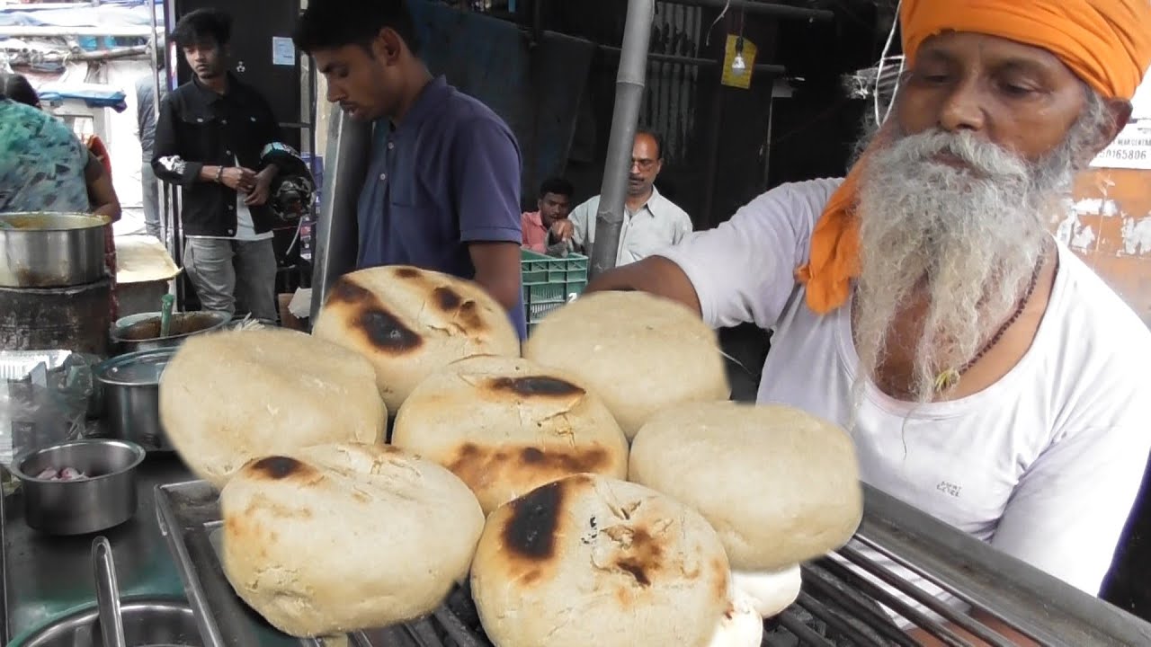 Real Hard Working Sadhu Baba Selling Litti Chokha - 2 Piece Ghee Litti @ 80 rs plate | Indian Food Loves You