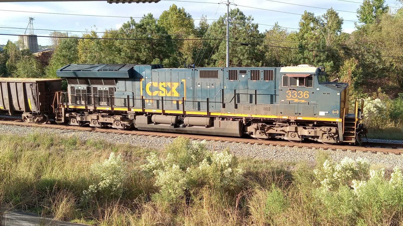 Small Csx Locomotive 3336 Leading A Small CSX Freight From Cayce SC - YouTube