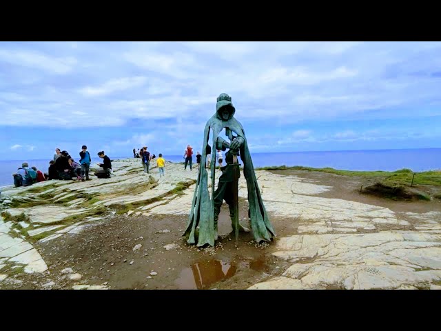 Travel vlog - 【Tintagel Castle】 Myth holds that Cornwall's Tintagel Castle was King Arthur's birthplace.