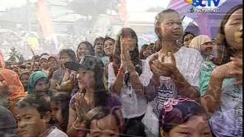 T2 Live At Inbox (26-12-2012) Courtesy SCTV