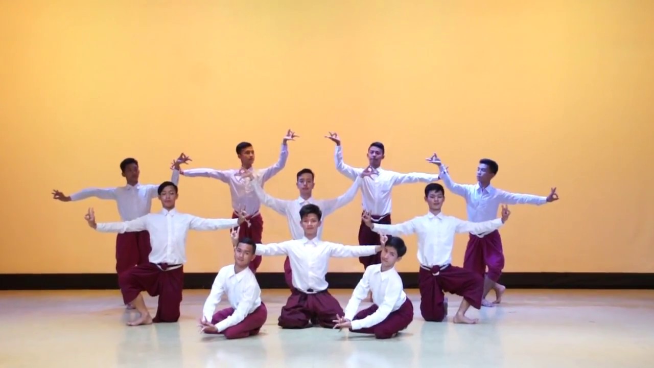 รำอาศิรวาทสมเด็จพระเจ้าอยู่หัว ร 10