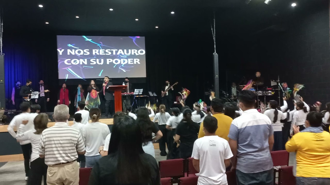 y hoy entramos a adorar, su majestad por su amor y su bondad - YouTube