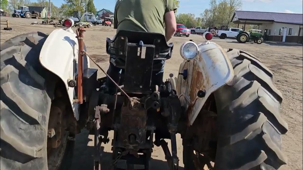 DAVID BROWN 990 For Sale - YouTube