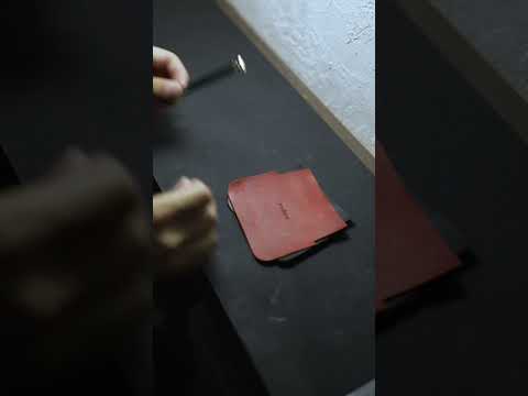 Making a Flex Frame Coin Purse #leathercraft #short #handcraft #leatherwork