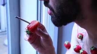 the strawberry pipe - step by step
