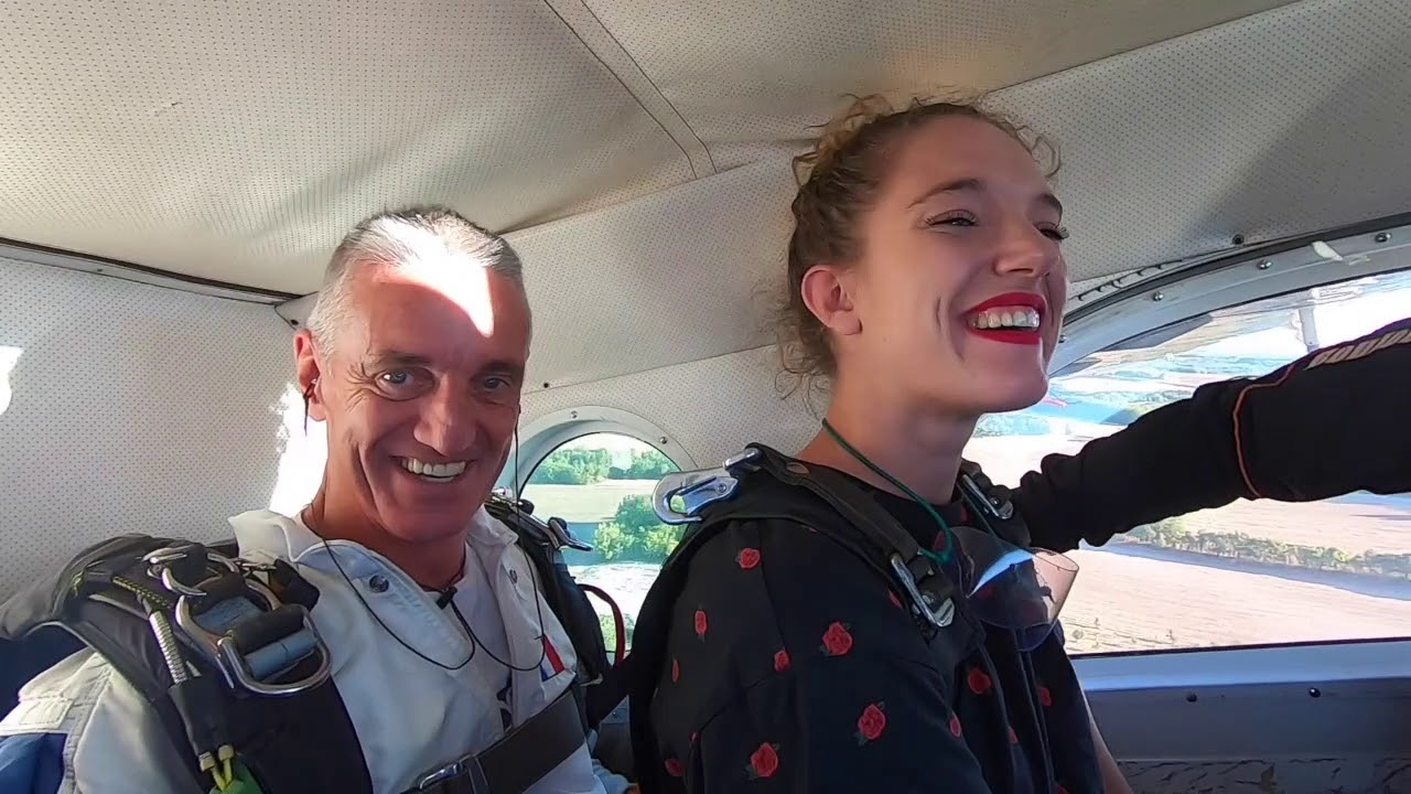 Saut en Parachute Elisa