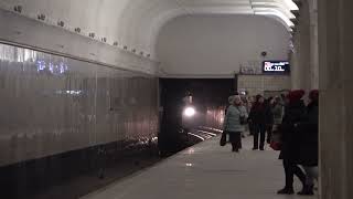 Московский Метрополитен 81-740741 Серии 0046 И 0096 На Станции Кропоткинская