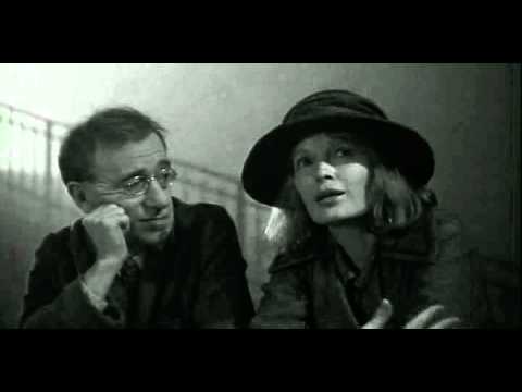 "Ombre e nebbia" scena (siamo tutti felici se solo lo sapessimo) Woody Allen & Mia Farrow