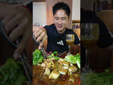 หมึกกะดองเกือบโล น้ำจิ้มแซ่บ