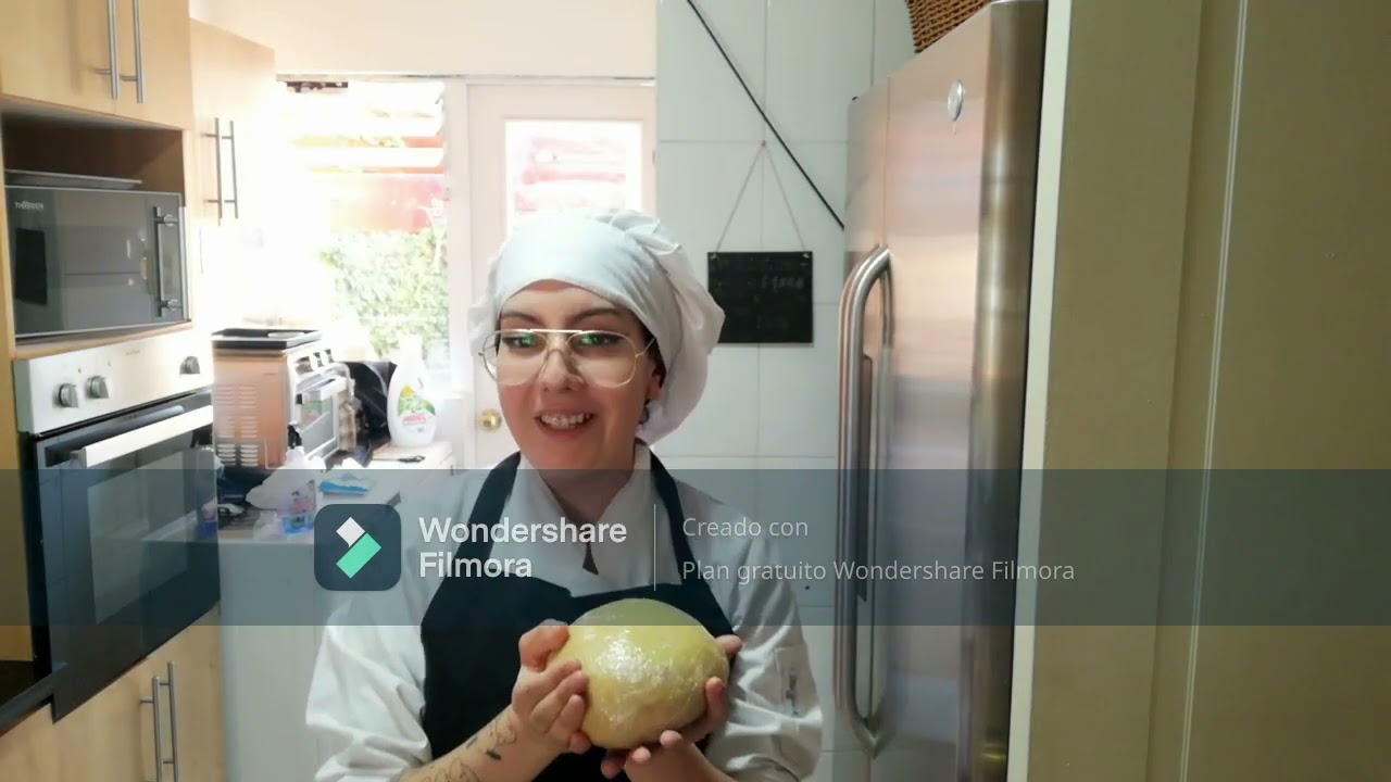 Torta Pompadour 🎂🍌😋 Úrsula Torres