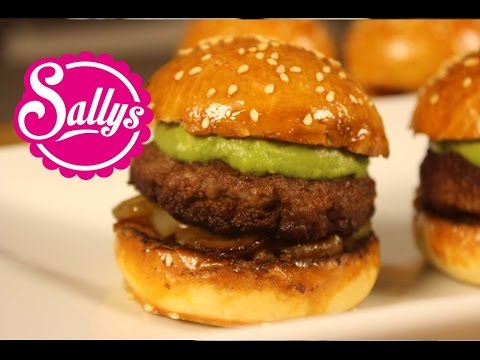 Video: Wie Man Süße Mini-Burger Macht