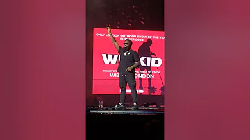 Afro B performing Joanna at MIL tour in London o2