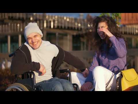 Wideo: Osoby Niepełnosprawne Stają Się Kreatywne, Aby Ubrania Działały Dla Nich