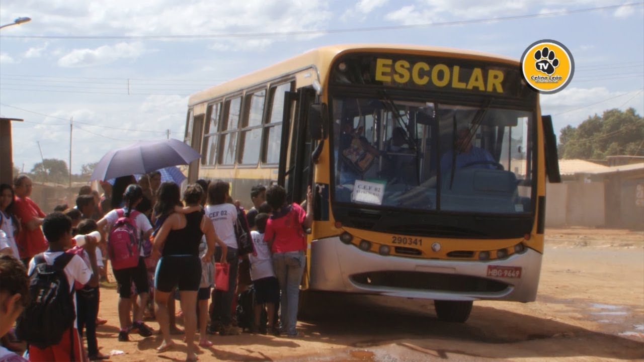 Mães da Estrutural denunciam precariedade em ponto de ônibus escolar