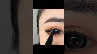 ✨ Bold Cat Eye Magic in Seconds! Stunning Eye Makeup Tutorial #shorts#viral #handmade