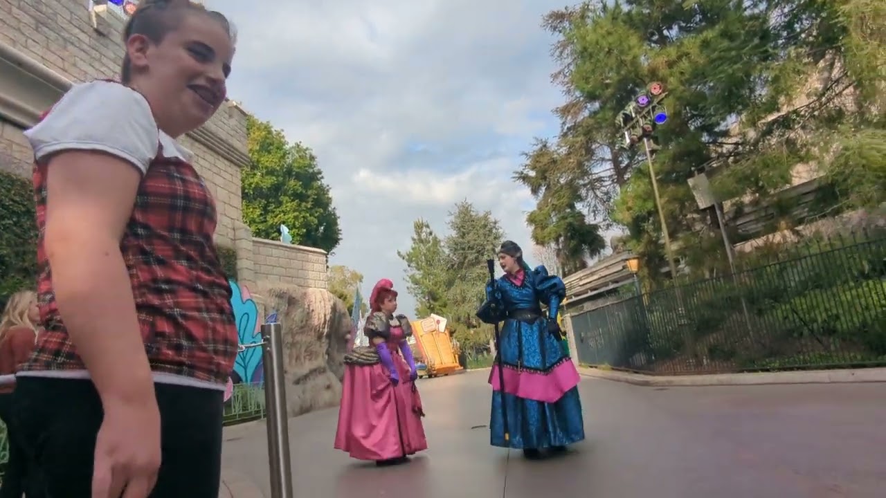 A Christmas Fantasy Parade in Disneyland - Matterhorn Perspective
