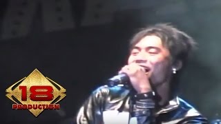 ST 12 - Jalan Terbaik (Live Konser Bontang 3 Maret 2008)