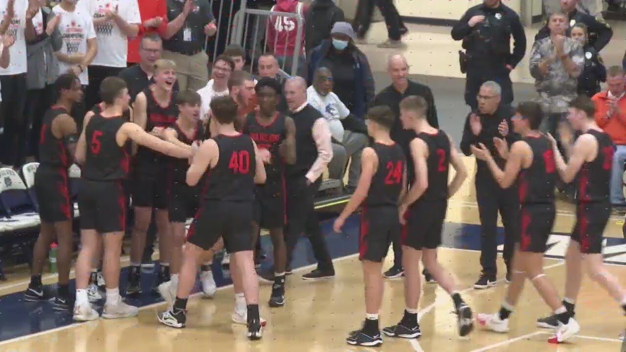 Warsaw Falls To Crown Point In Boys Basketball Regional Championship warsaw-falls-to-crown-point-in-boys-basketball-regional-championship