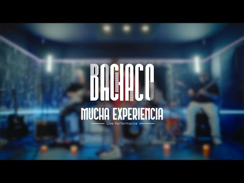 Mucha Experiencia (Live Performance)