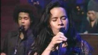 Natalie Merchant - Build A Levee chords