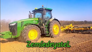 :   () John Deere + Bednar 8000