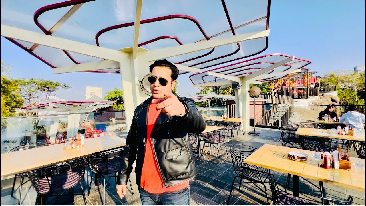 Party On Da Rocks With Friends At Sunset Bar & Gril Resturant Located ...