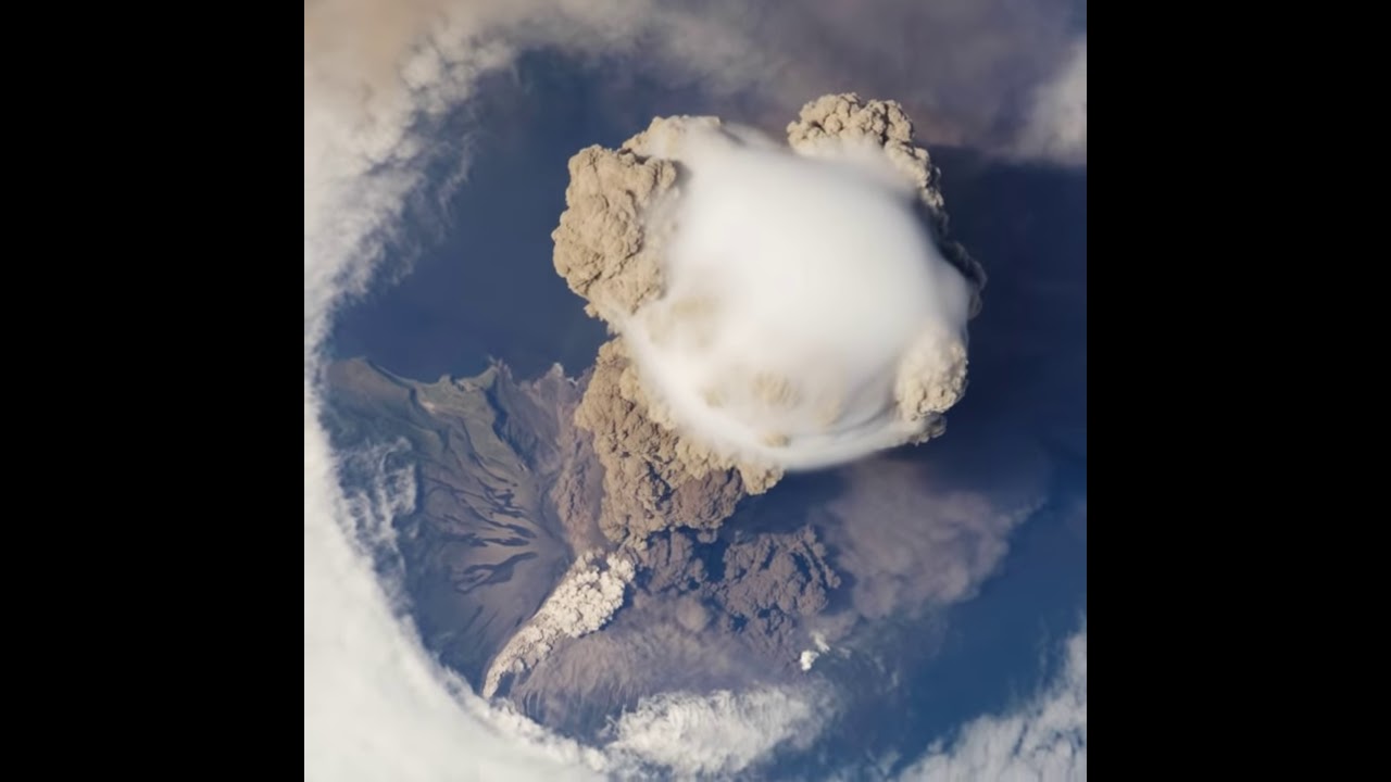 Sarychev Peak Eruption From The ISS Oblique View