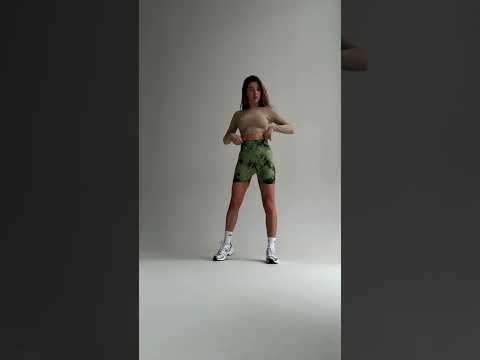 Фітнес-шорти Marble мармурові безшовні з пуш-ап тай-дай (зелені хакі), видео 1