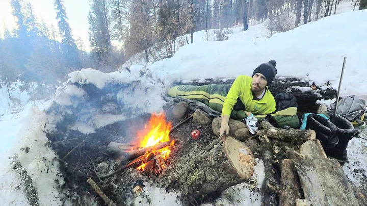 Hot Tubbin' in the Wilderness... How I Survived - NO SHELTER!