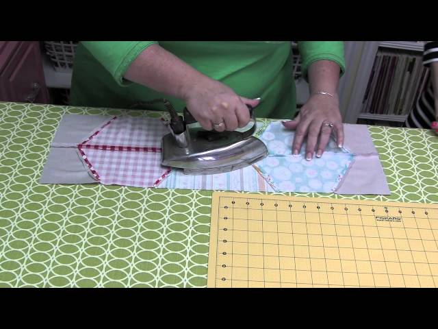 Kit, Quilty Sewing Machine Cover & Mat + Complete Pattern Book by Lori Holt