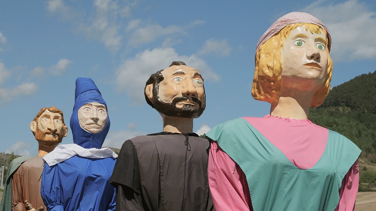 SANDUZELAIko Erraldoien Konpartsa. Comparsa de Gigantes del barrio de SAN JORGE. Fiestas de Añezkar