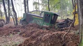 Stuck Logging Shear Mud Bog Swamp Worst Accident Buried Cutter Saw Trackhoe Excavator Recovery