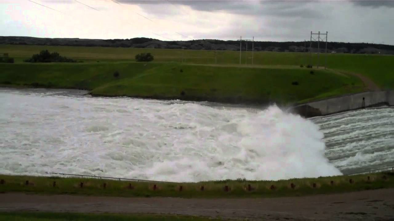 Big Bend dam spillway video YouTube