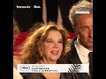Arrivée de l'équipe de "Parthenope" par Paolo Sorrentino en bas des marches du Festival de Cannes