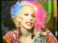 Capture de la vidéo Missing Persons  Interview. Dale & Terry Bozzio Headline News?