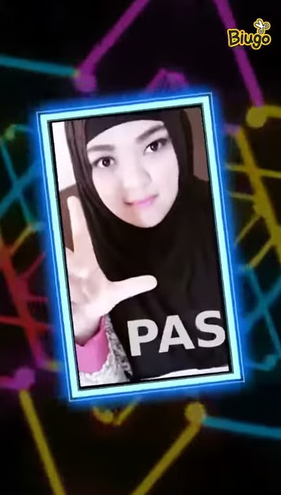 salam dua jari prabowo sandi yess