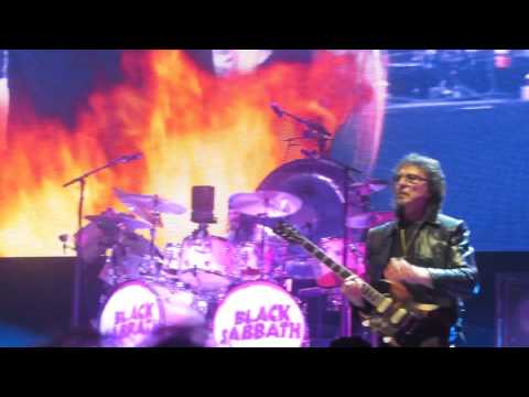 Black Sabbath - Iron Man - Sydney - 23.4.2016