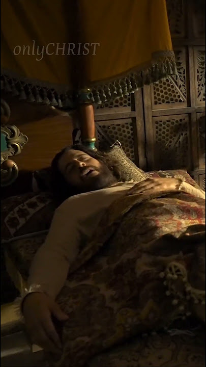 Jesus snores while sleeping, John reaction 😂 || The Chosen #jesus #john #thechosen #shorts