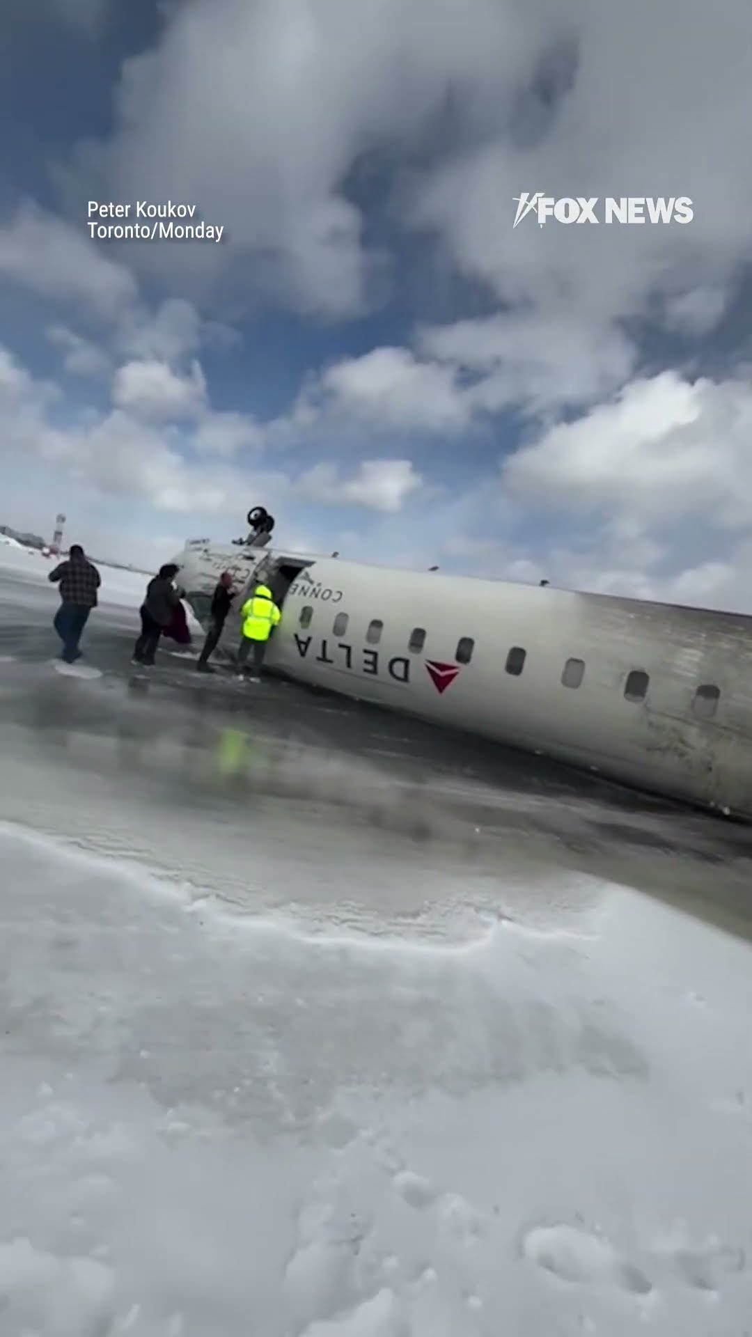 Plane crash survivor shares real-time video of evacuation