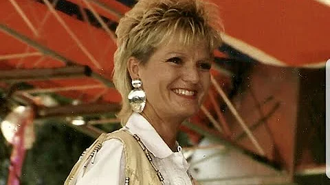 S2-82 Debby Campbell